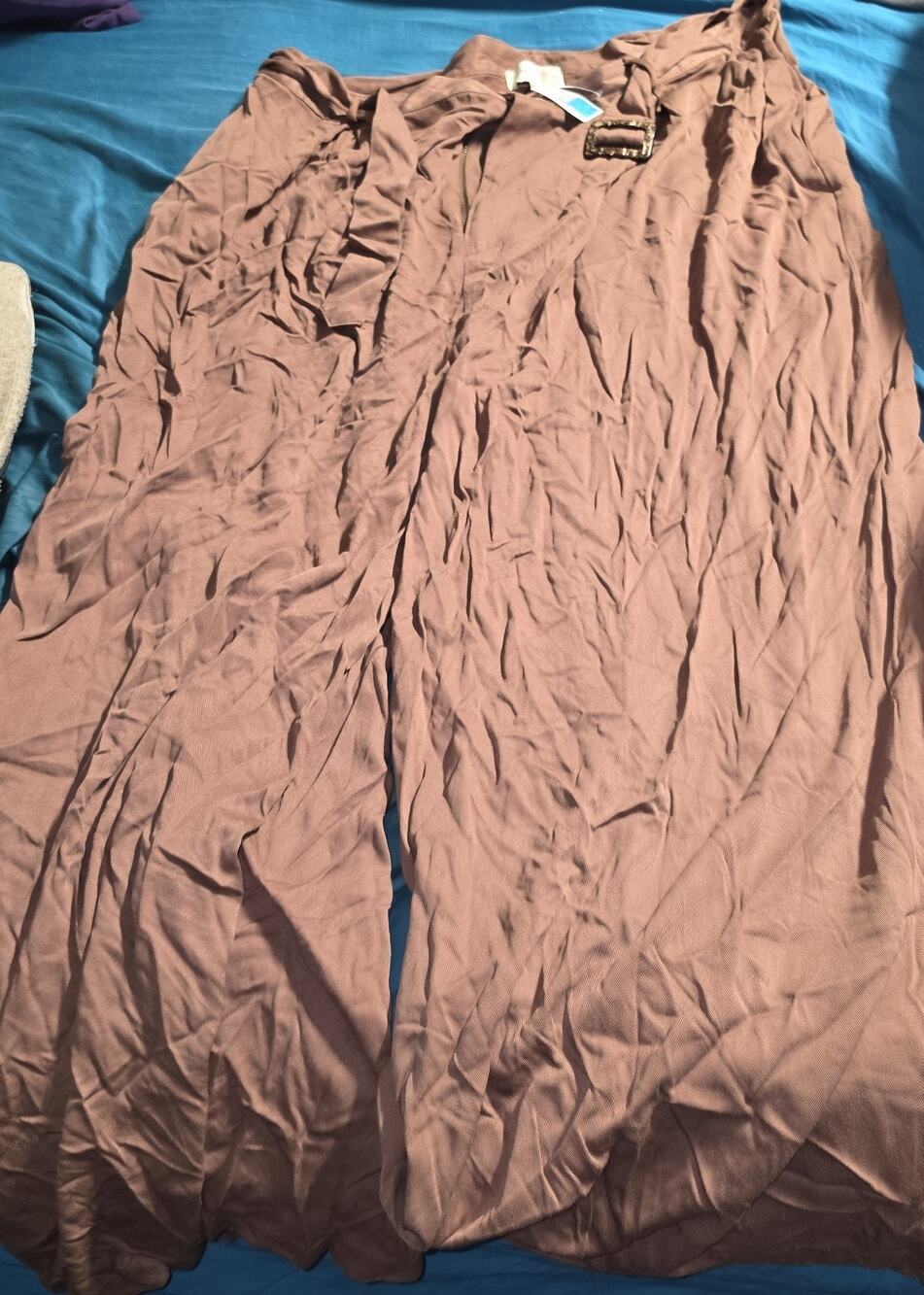 Penelope Rose Belted Pants Size 1x